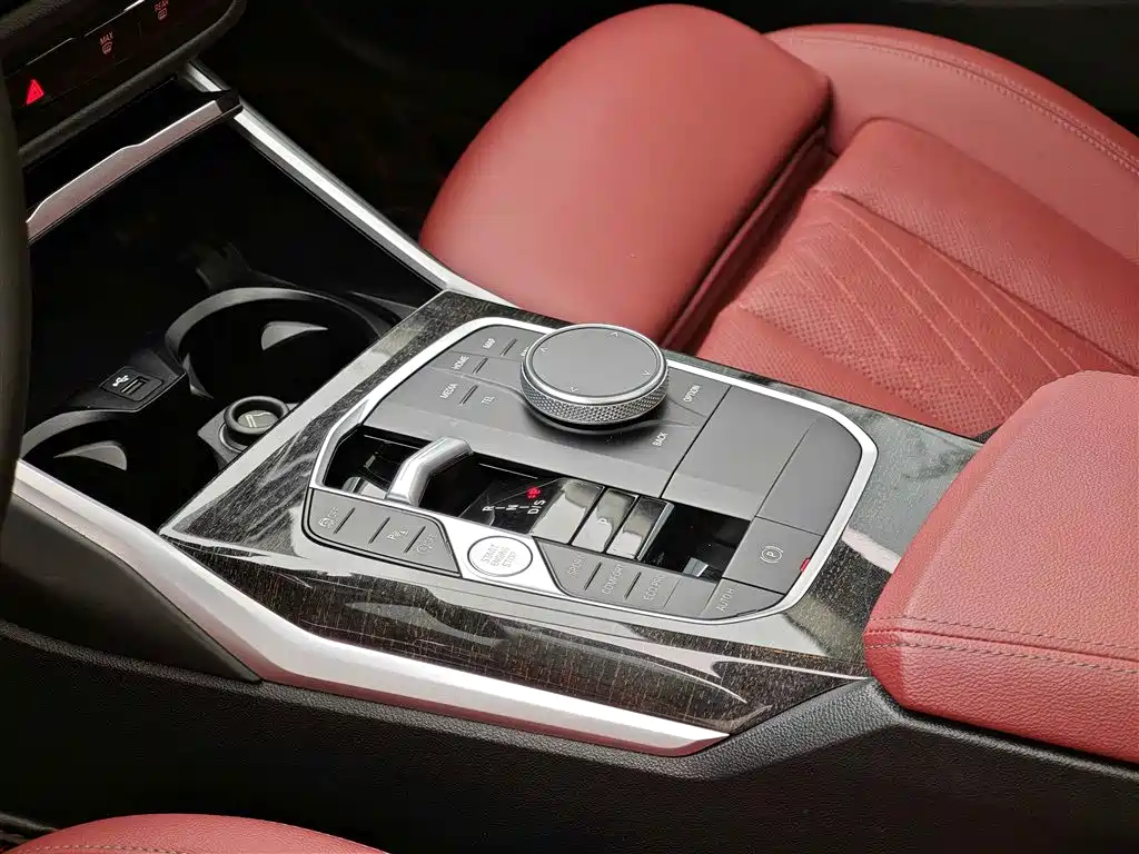 BMW 3 Series 2024 325Li M Sport Package фото 26