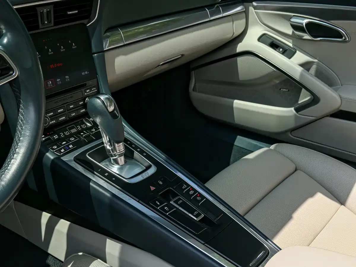 Porsche 911 2016 Targa 4 3.0T фото 6