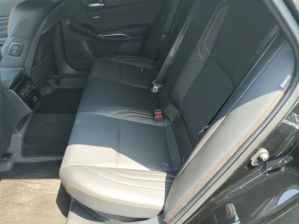 Toyota Avalon 2024 Model Hybrid 2.0L Premium Selection Edition фото 17