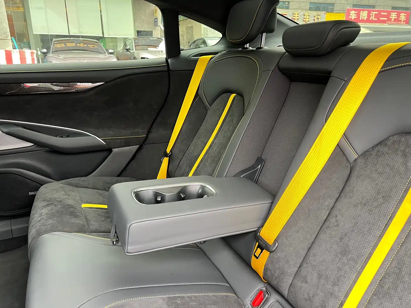 XIAOMI CAR XIAOMI SU7 ULTRA