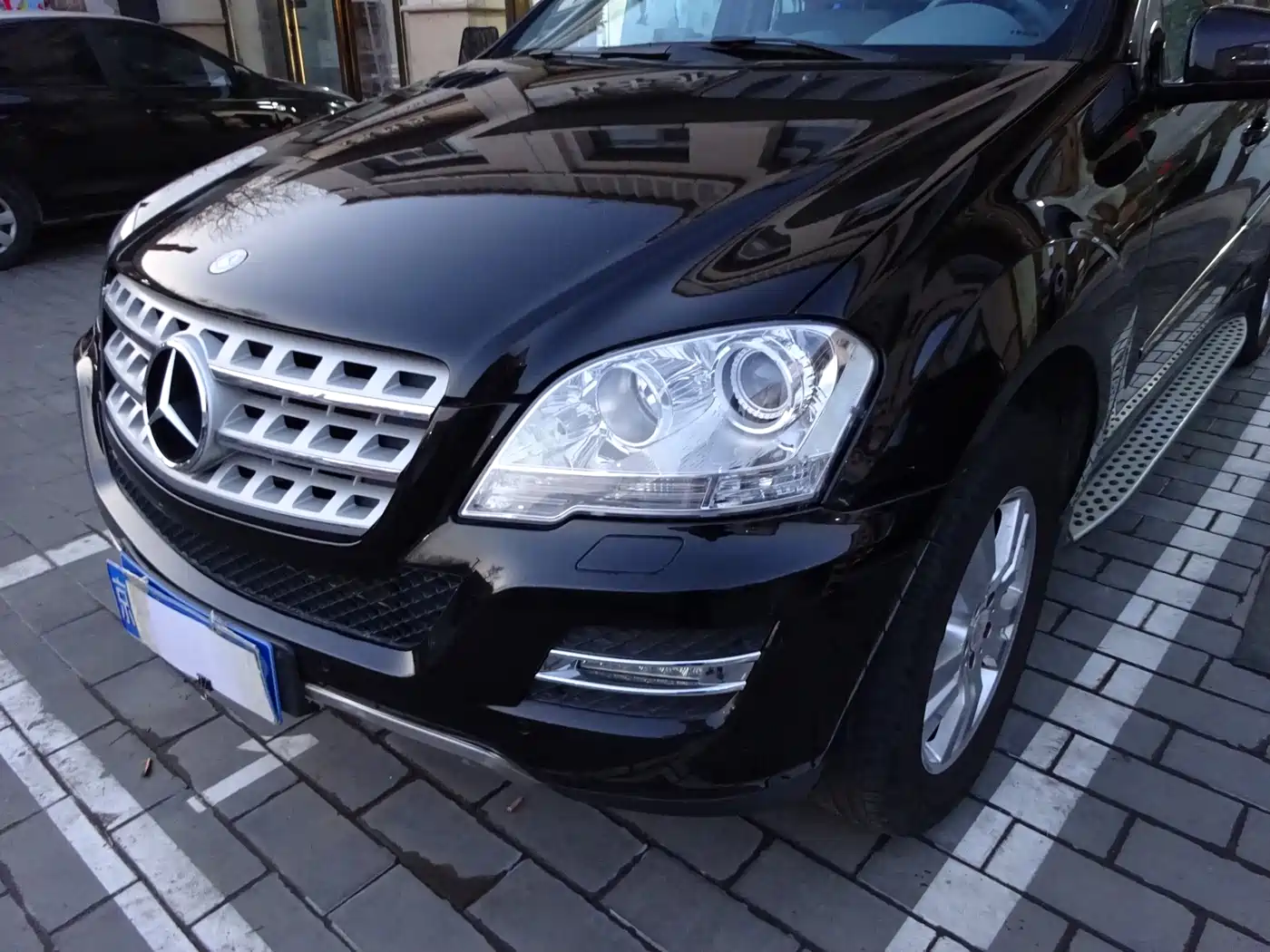 Mercedes-Benz M-Class 2010 ML 300 4MATIC фото 4