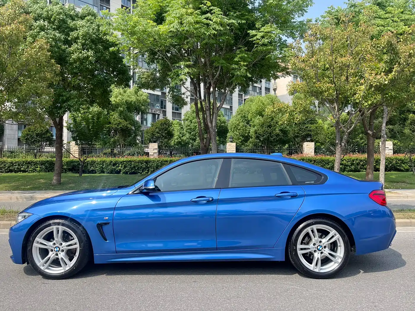 BMW 4 Series 2017 425i Gran Coupe Leading M Sport Package фото 4