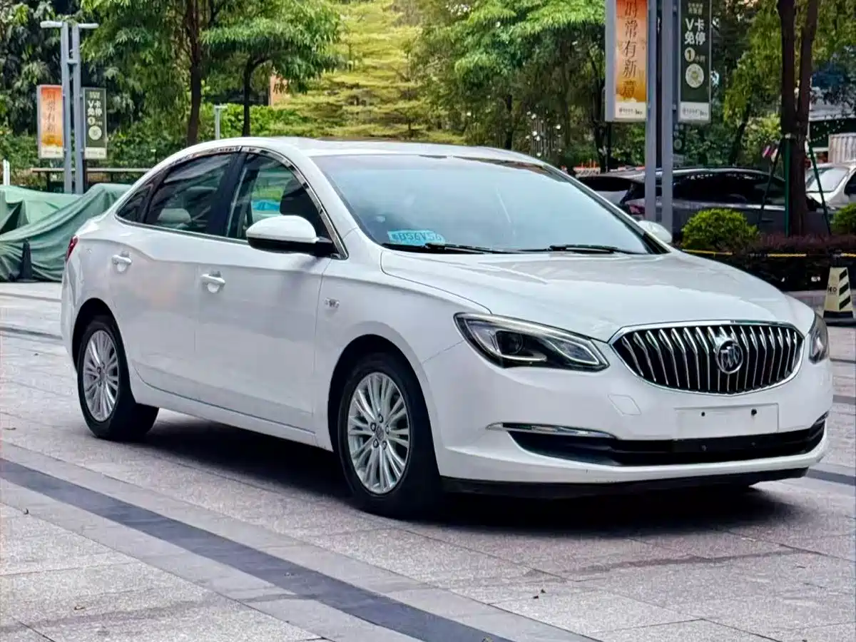 Фото 3 - Buick Excelle
