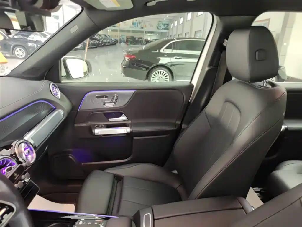 Mercedes-Benz GLB 2020 Facelift GLB 200 Style фото 24