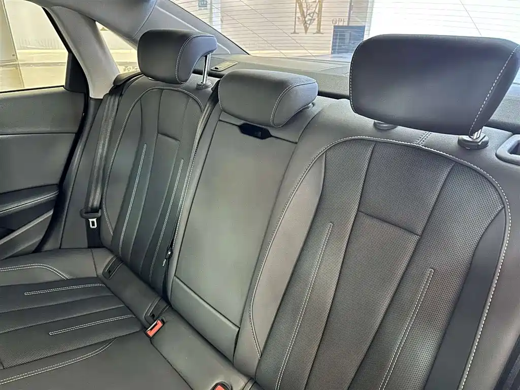 Audi A4L 2020 40 TFSI Fashion Elegance фото 26