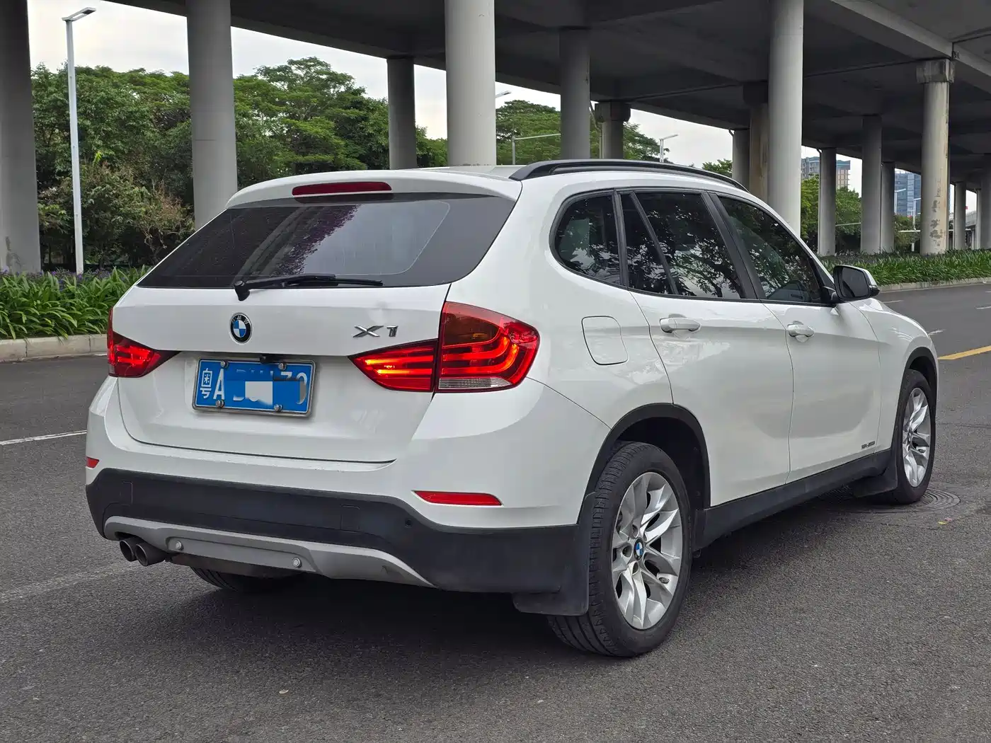 BMW X1 2015 Model sDrive18i Fashion Advanced Edition фото 13