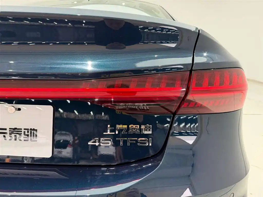 Audi A7L 2022 45 TFSI S-line Future Dream Edition фото 10