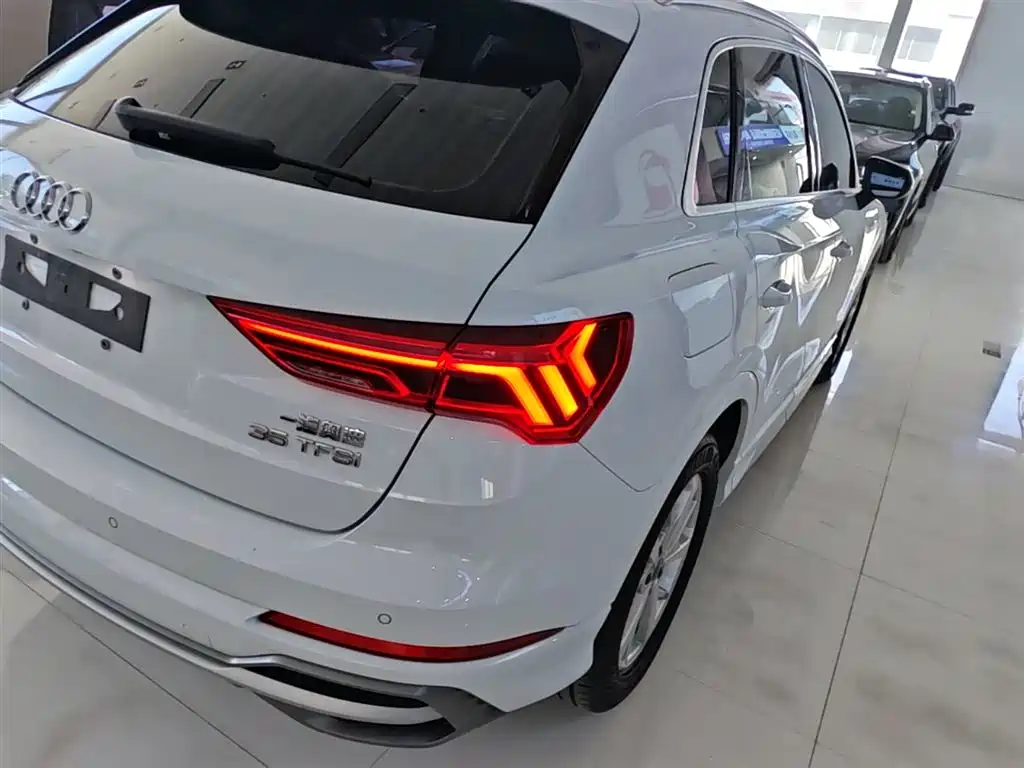 Audi Q3 2019 35 TFSI Progressive Sport фото 8