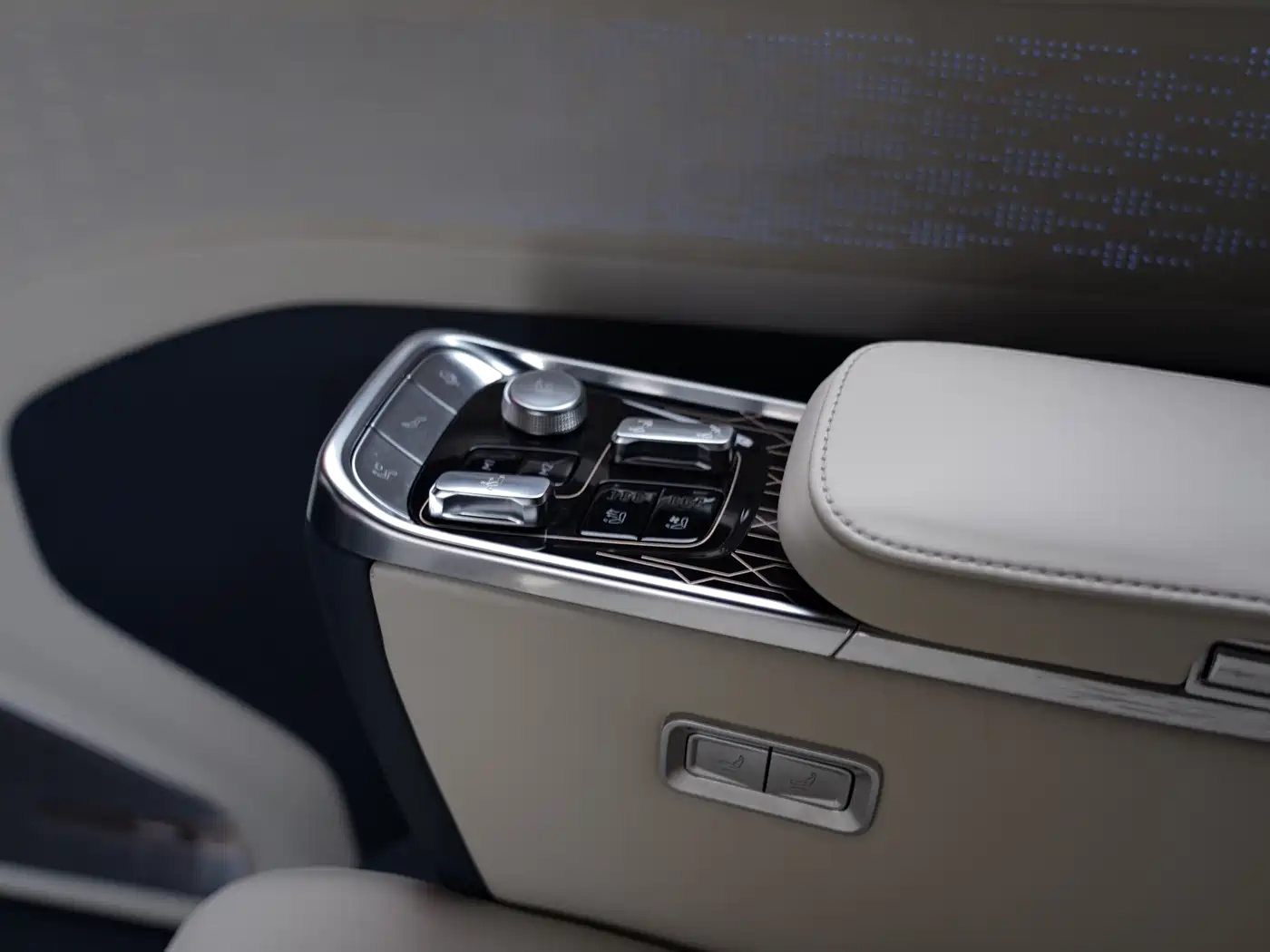 ZEEKR EXTREME KRYPTON 009