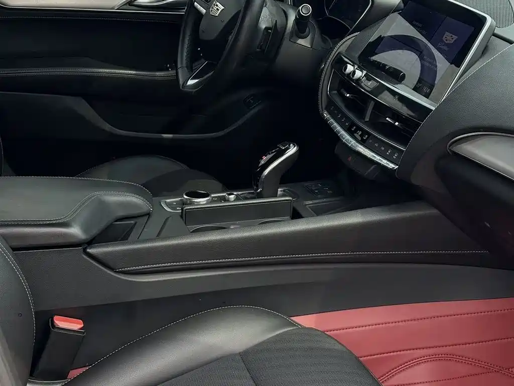 Cadillac CT5 2021 28T Technical фото 8