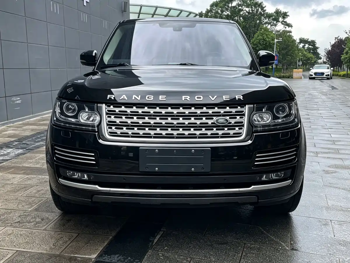 Land Rover Range Rover 2013 5.0 SC V8 Vogue SE фото 2