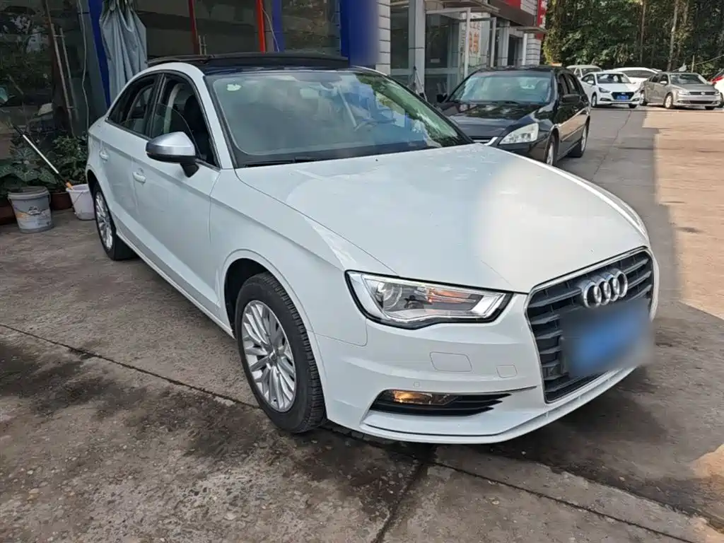Audi A3 2016 Limousine 35 TFSI Leadership фото 23