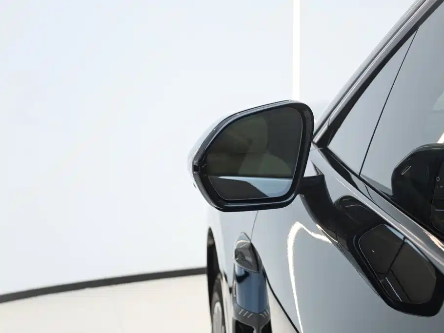 NIO ES8 2026 2025 Model 6-Seat Executive Luxury Edition
