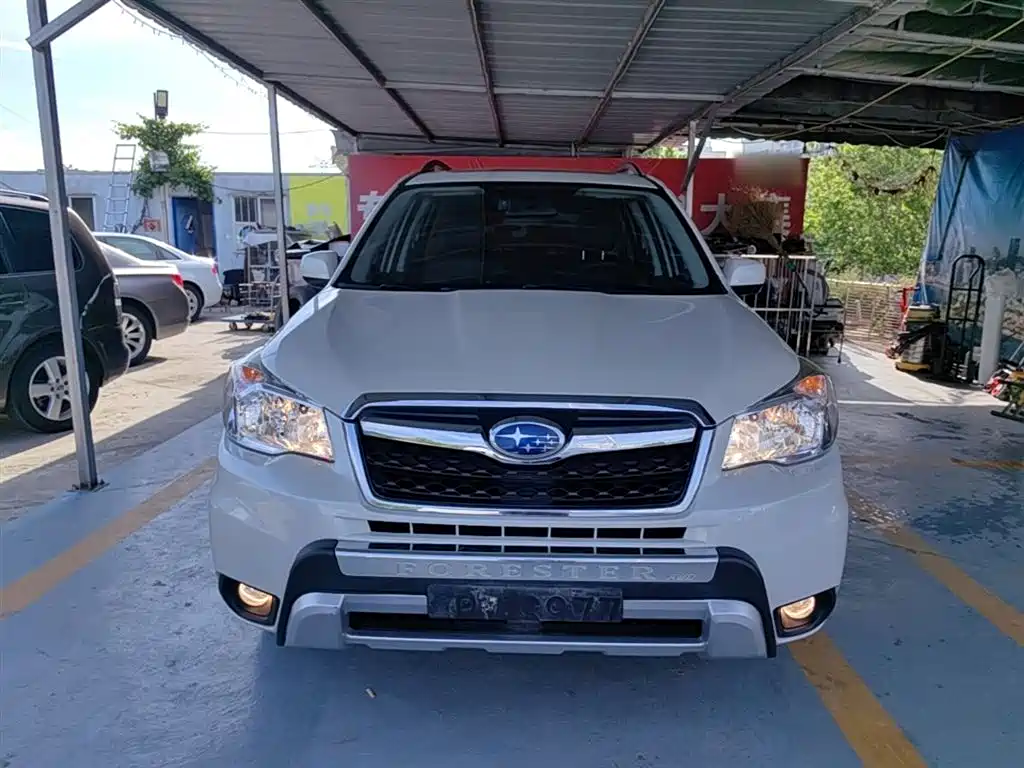 Subaru Forester 2014 2.5i Automatic Elite Edition фото 3