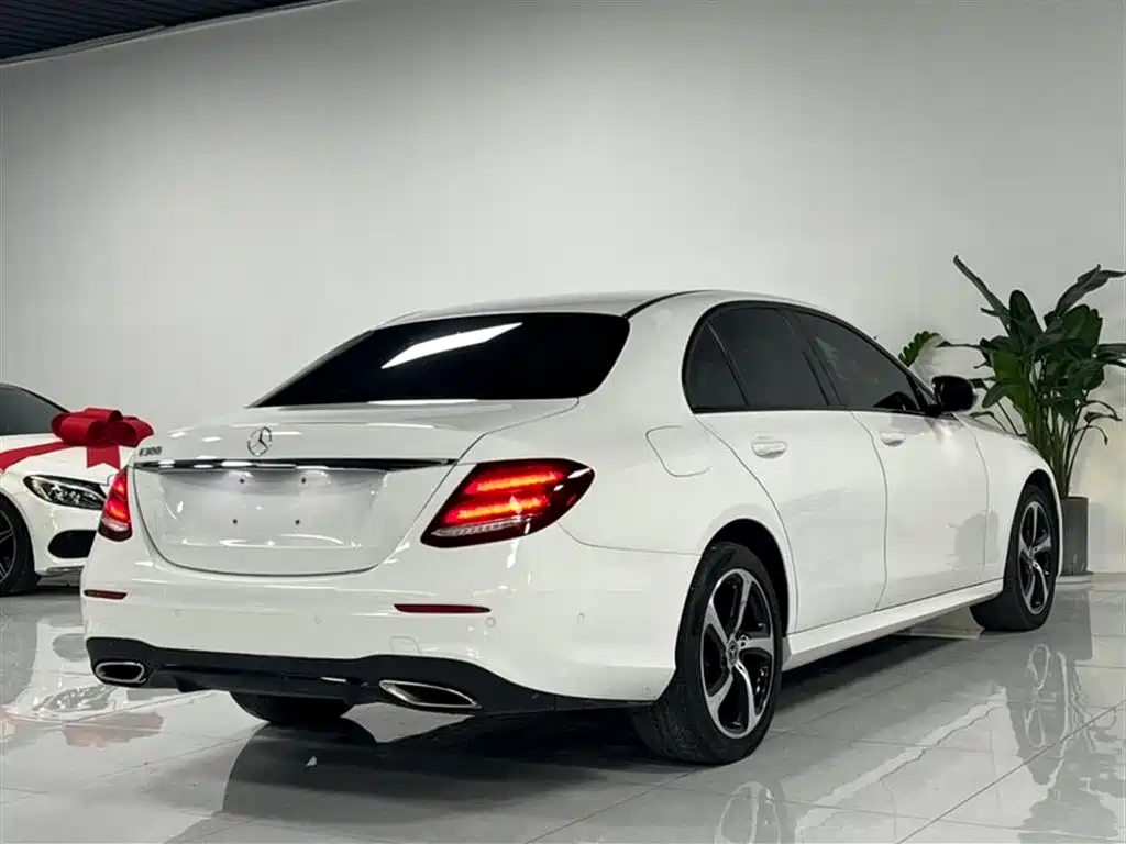 Mercedes-Benz E-Class 2017 E 200 Sport фото 9