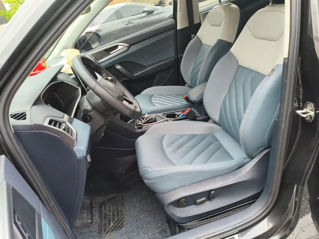 Volkswagen Tharu 2023 300TSI 2WD Full Moon Edition фото 8