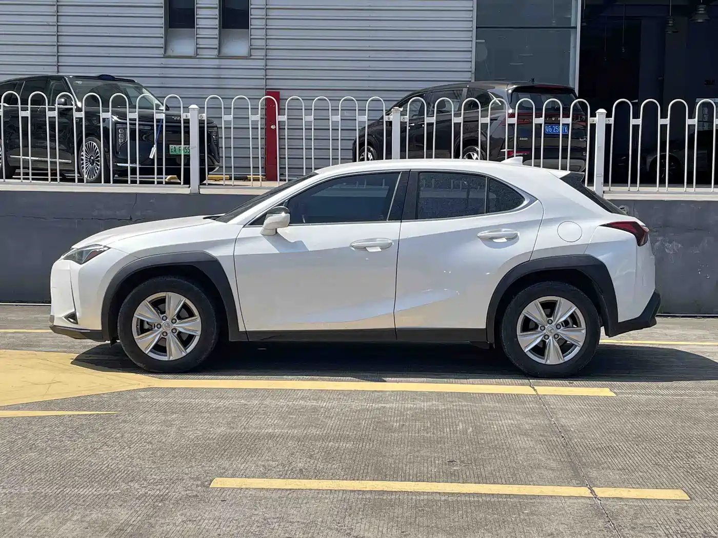2023 Lexus UX