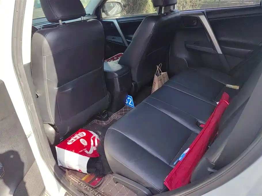 Toyota RAV4 Rongfang 2013 2.5L Auto 4WD Elite фото 11