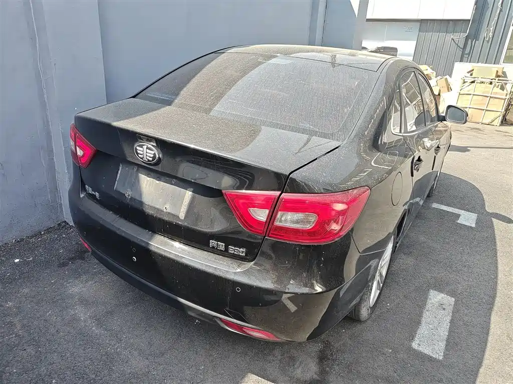 Besturn B30 2017 2016 1.6L Automatic Luxury