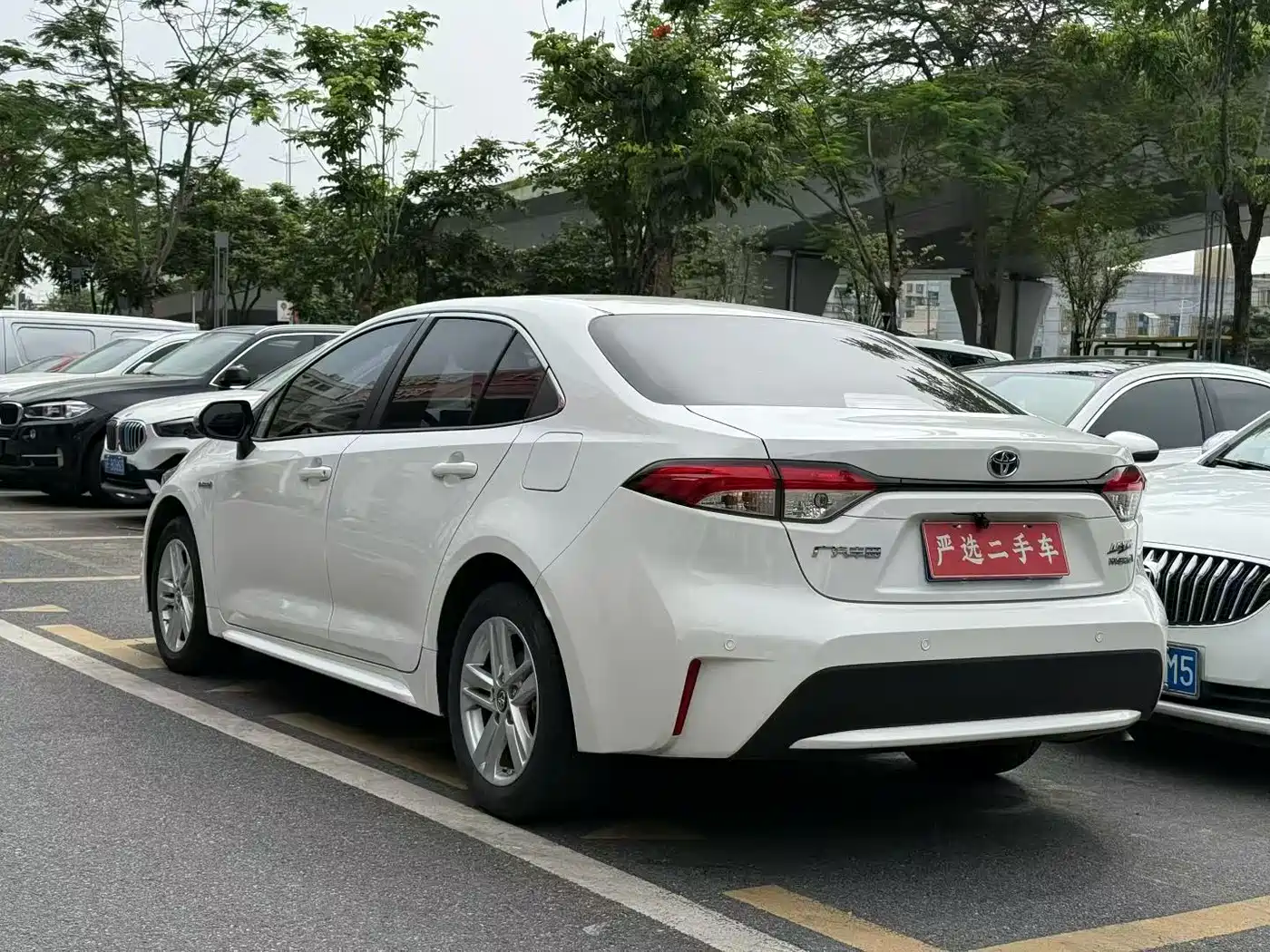 Toyota Levin 2022 Dual Engine 1.8H E-CVT Leading Edition фото 6