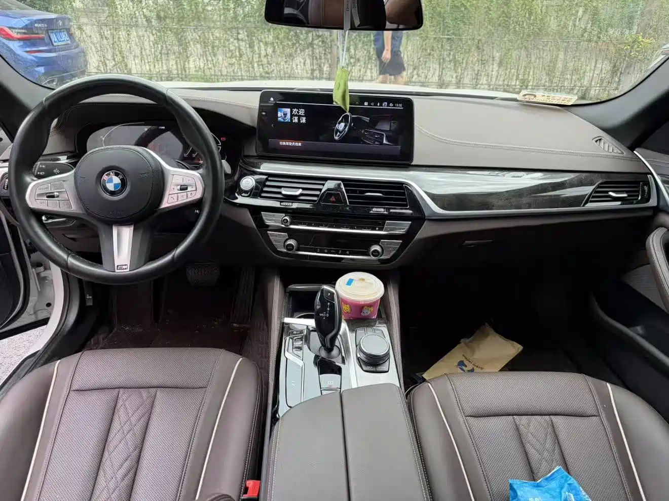 BMW 5 Series 2022 525Li M Sport Package фото 6