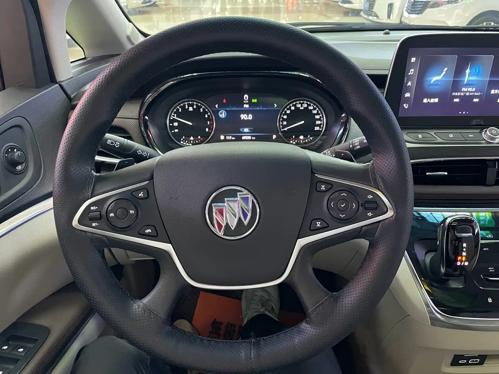 Photo 16 - Buick GL8