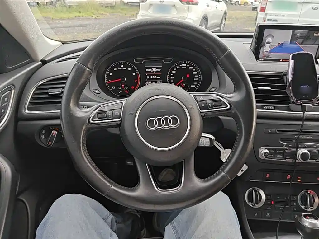 Audi Q3 2013 35 TFSI quattro Technology фото 11
