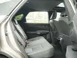 Фото 14 - Lexus RX