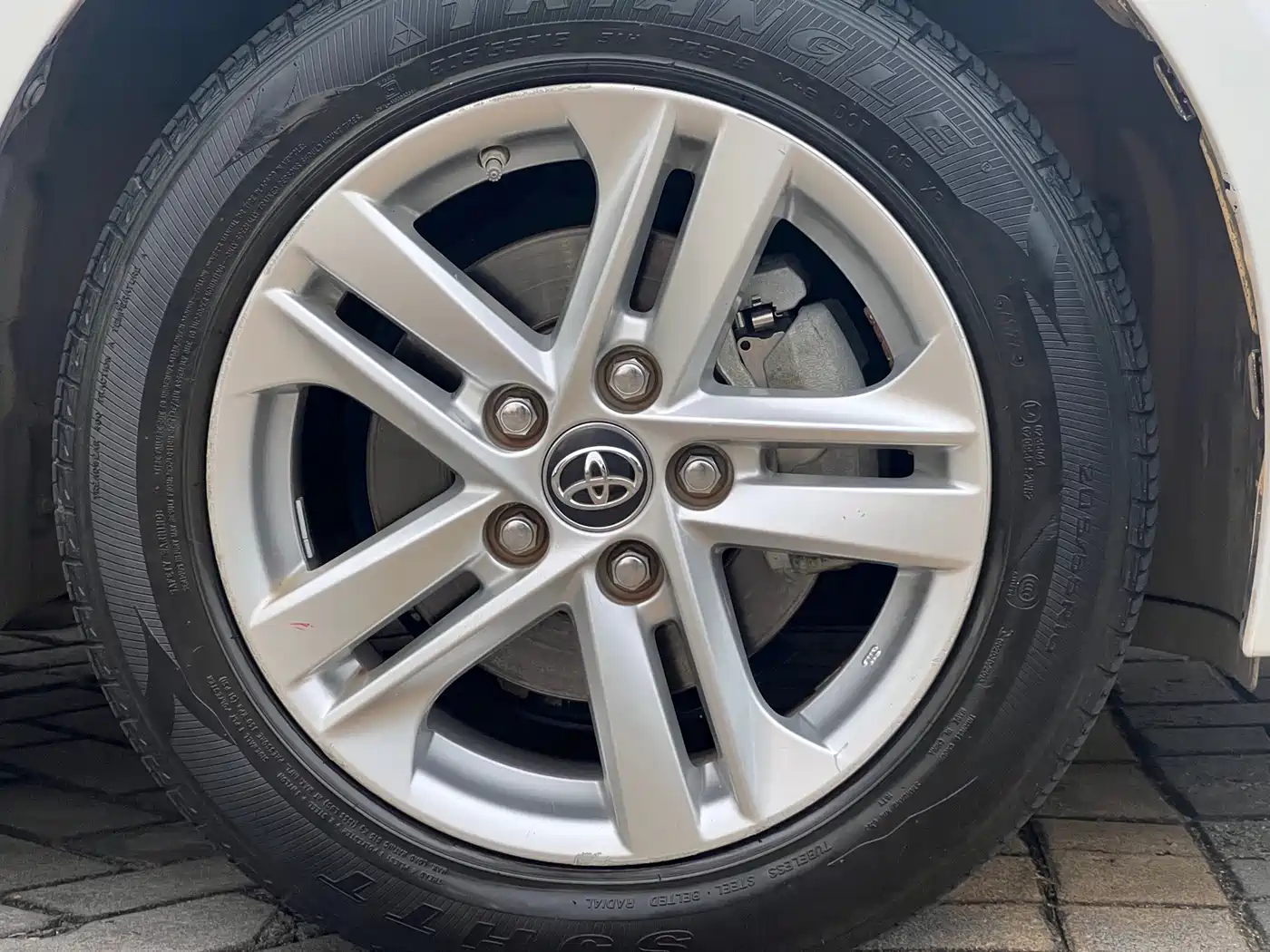 Toyota Levin 2019 185T CVT Progressive Edition China V фото 17