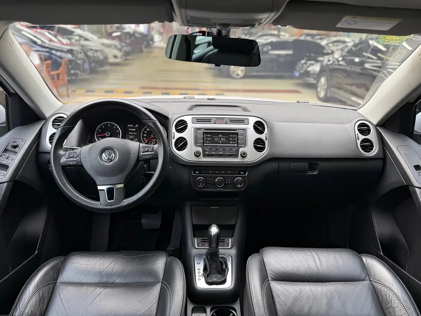 Volkswagen Tiguan 2016 280TSI Automatic 2WD Silk Road Comfort фото 13