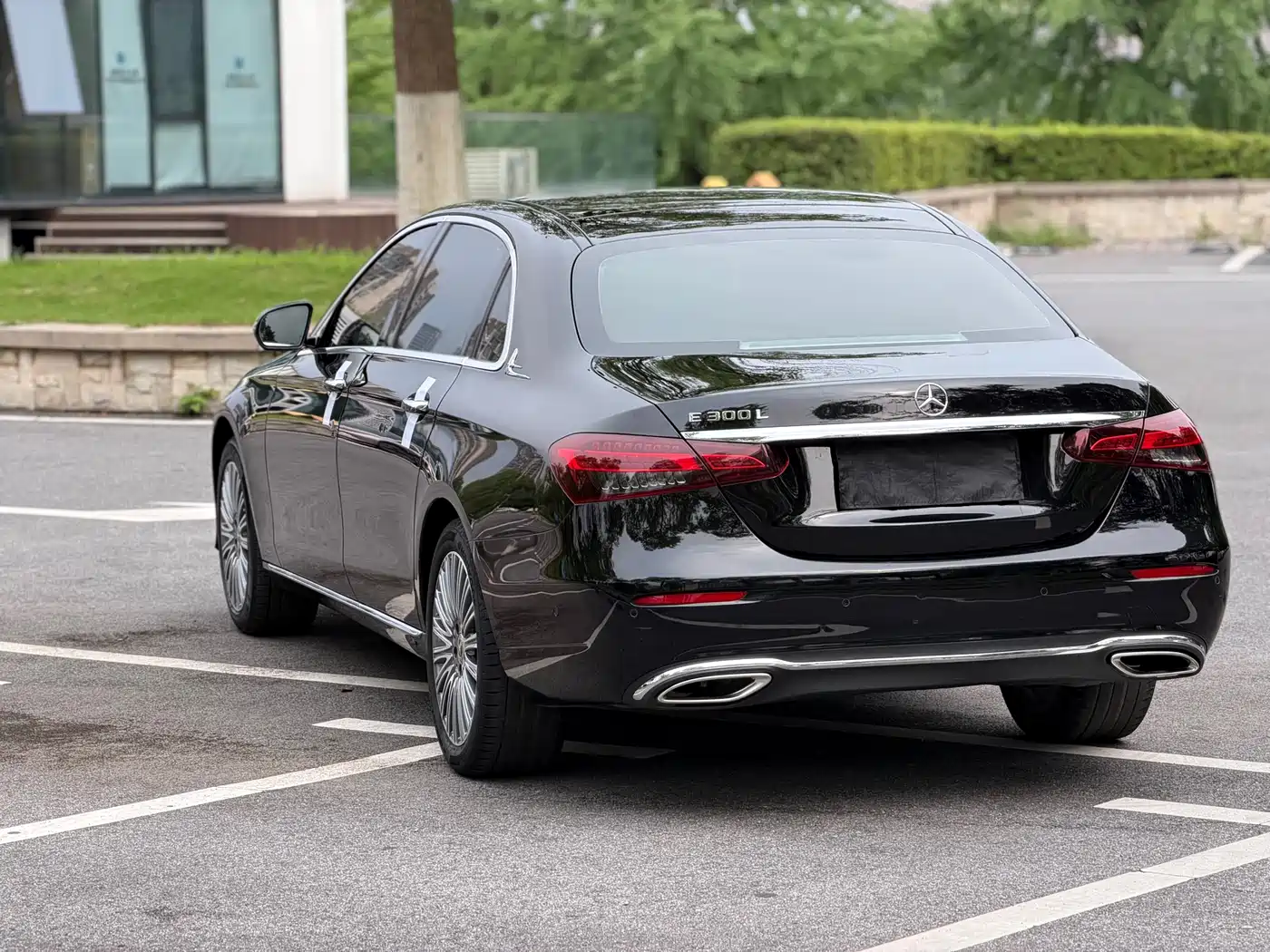 Mercedes-Benz E-Class 2022 Facelift E 300 L Luxury Style фото 18
