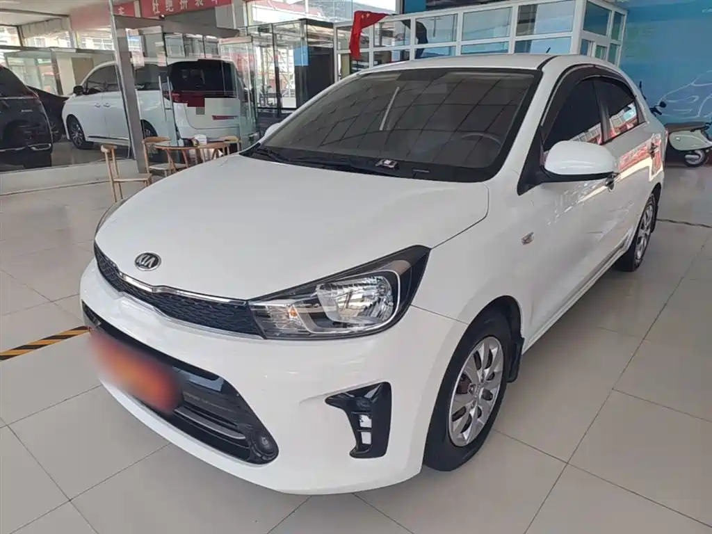 Kia Huan Chi 2017 1.4L Manual Smart Fashion