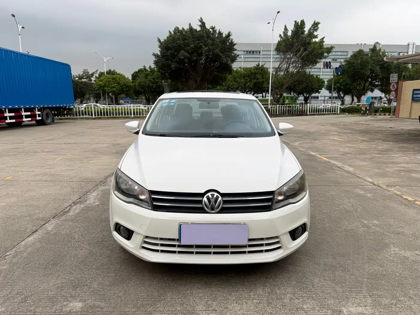Volkswagen Jetta 2013 1.4L Manual Comfort фото 2