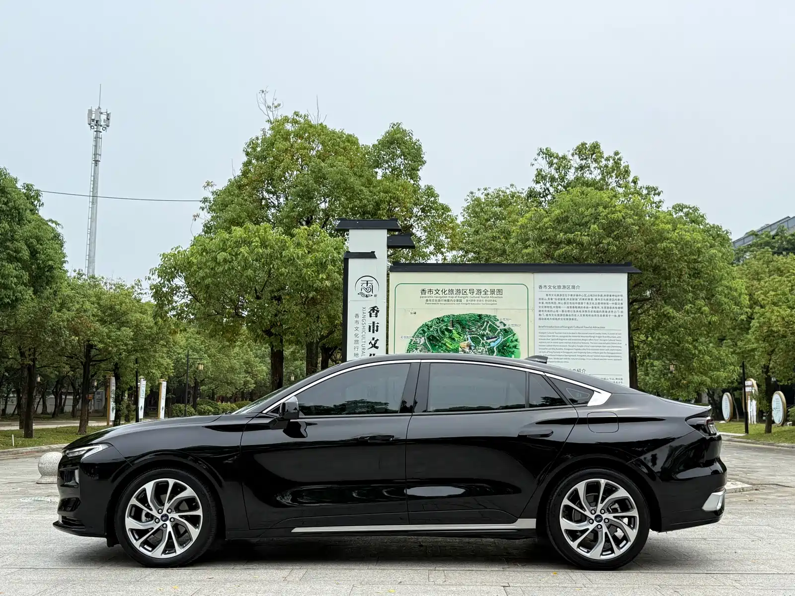 Фото 4 - Ford Mondeo