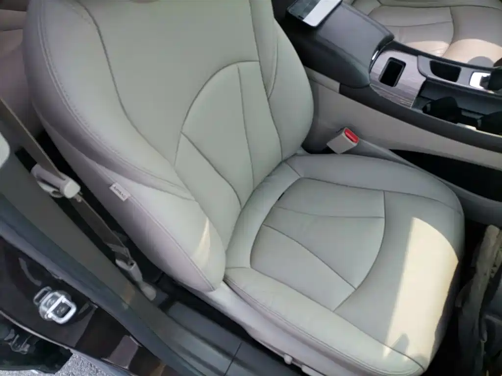 Buick LaCrosse 2016 Facelift 20T Leading фото 20