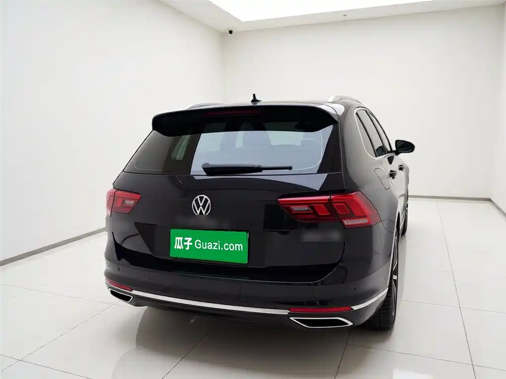 Volkswagen Tiguan L 2021 330TSI Automatic 2WD R-Line Premium фото 5
