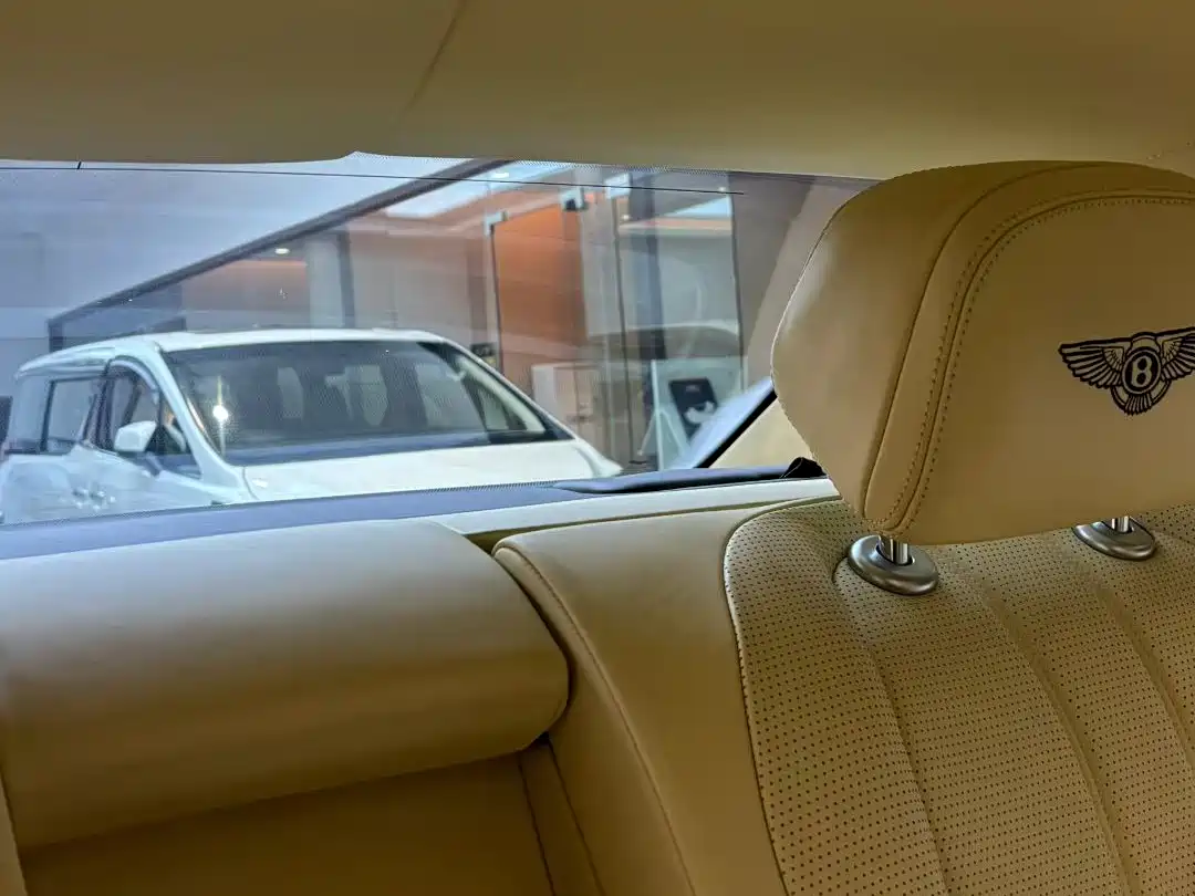 Bentley Flying Spur 2013 6.0T W12 Mulliner фото 7