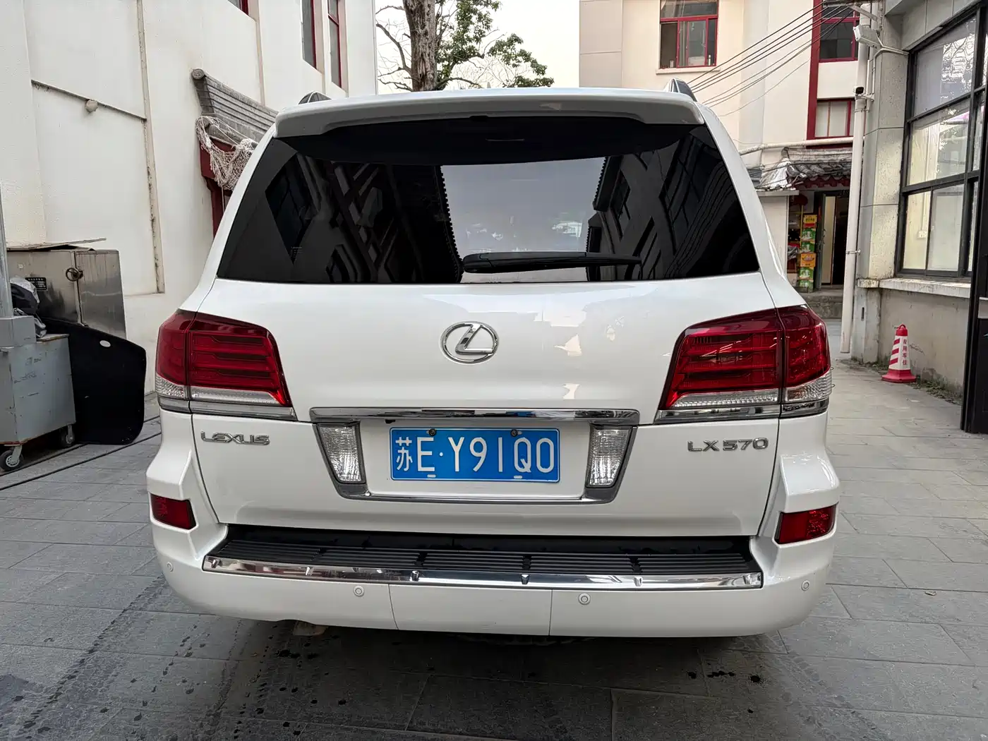 Lexus LX 2013 570 фото 6
