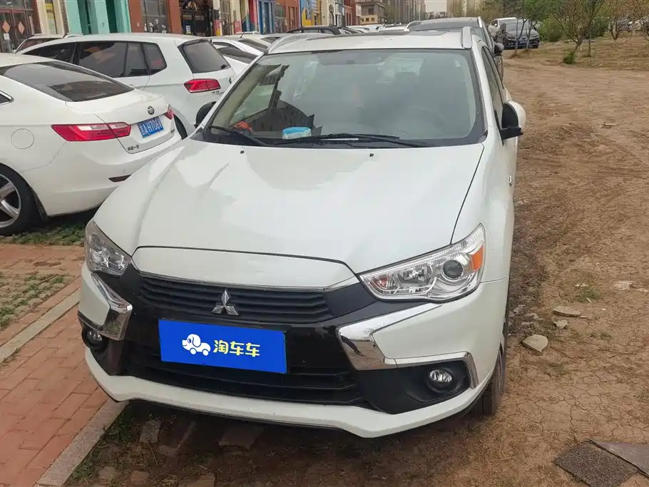 Mitsubishi ASX 2018 2.0L CVT 2WD Premium фото 2