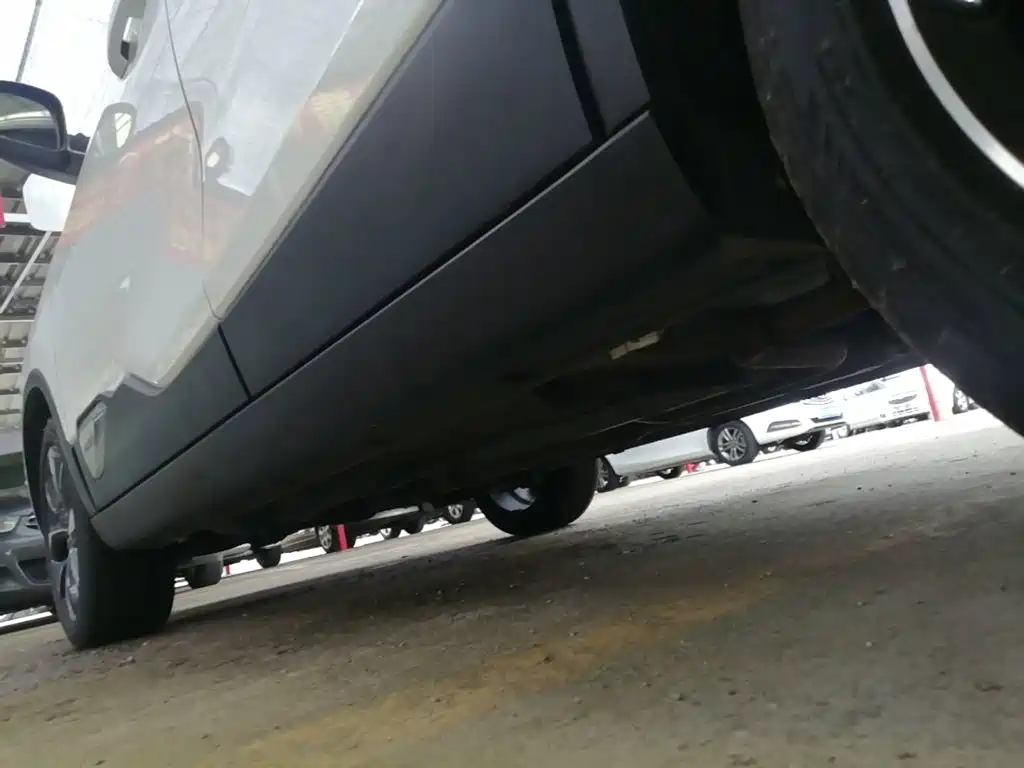 Dongfeng Aeolus Dongfeng Fengshen AX4 2018 2017 1.6L DCT Trendy