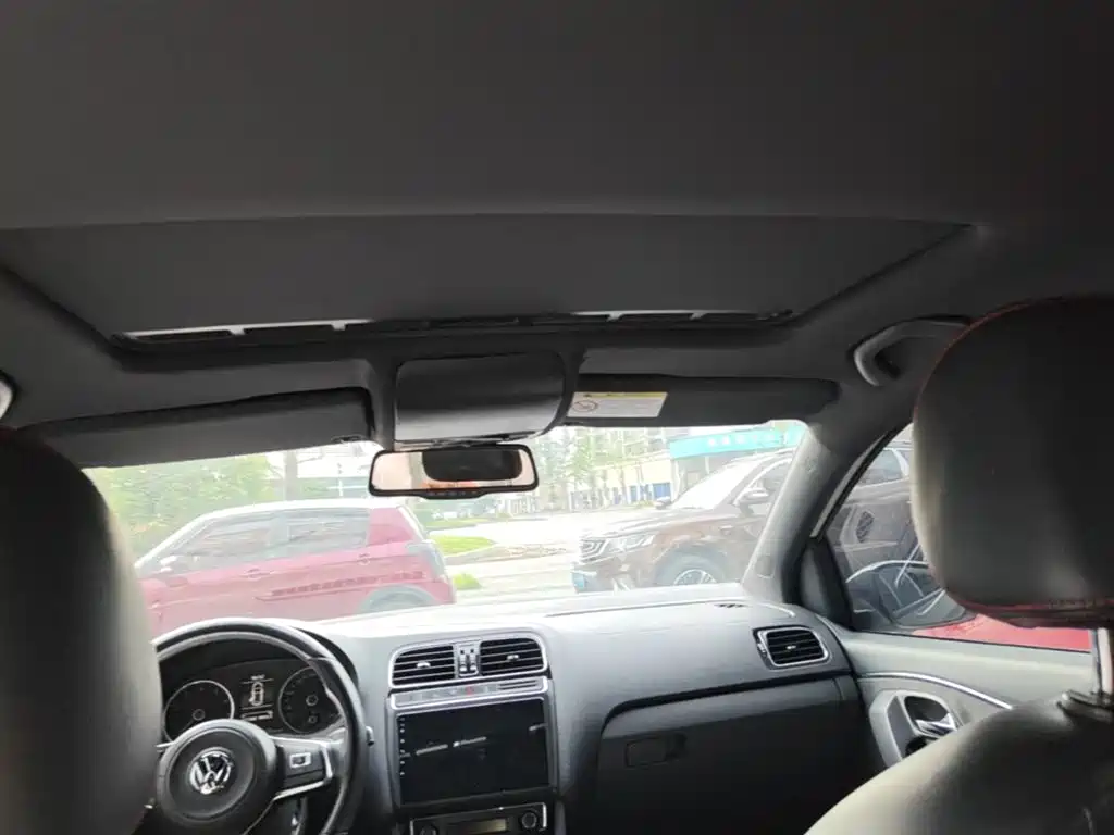 Volkswagen Polo 2015 Model 1.4TSI GTI фото 18
