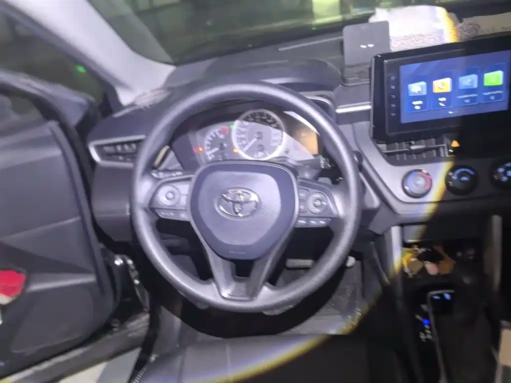 Toyota Corolla Cross 2022 2.0L Pioneer Edition фото 11