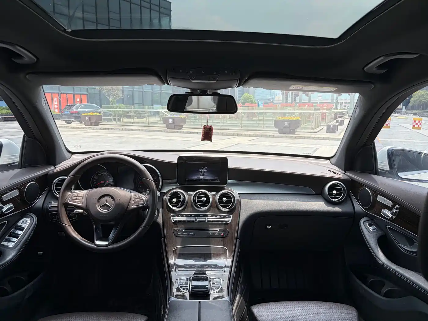 Mercedes-Benz GLC 2019 GLC 260 4MATIC Dynamic фото 6