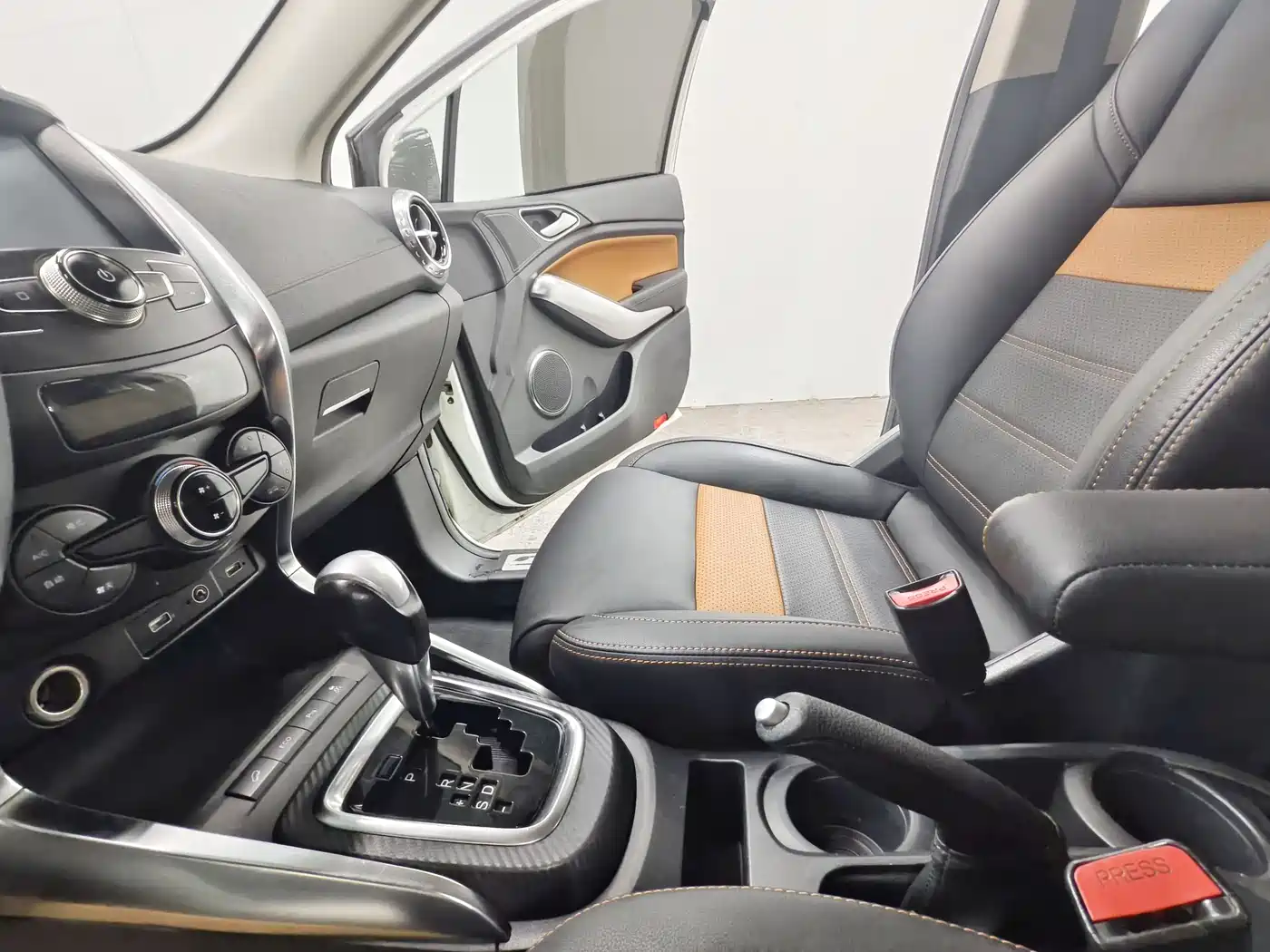 BYD Yuan 2016 2016 1.5TID Automatic Luxury