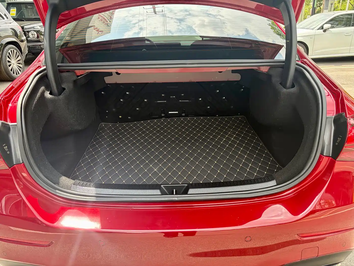 Mercedes-Benz A-Class 2023 A 200 L Fashion фото 10