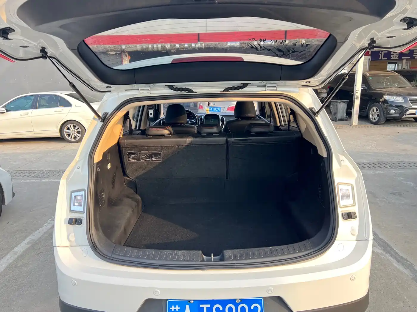 Baojun 560 2016 2016 1.8L Manual Luxury