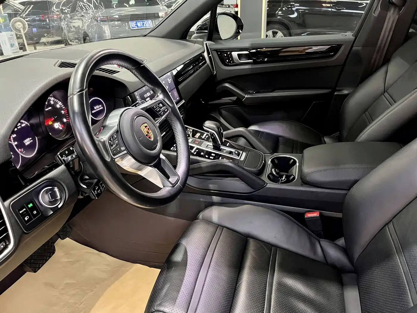 Porsche Cayenne 2018 Cayenne 3.0T фото 10