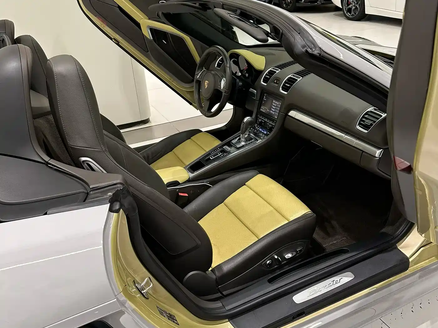 Porsche Boxster 2013 Boxster 2.7L фото 6