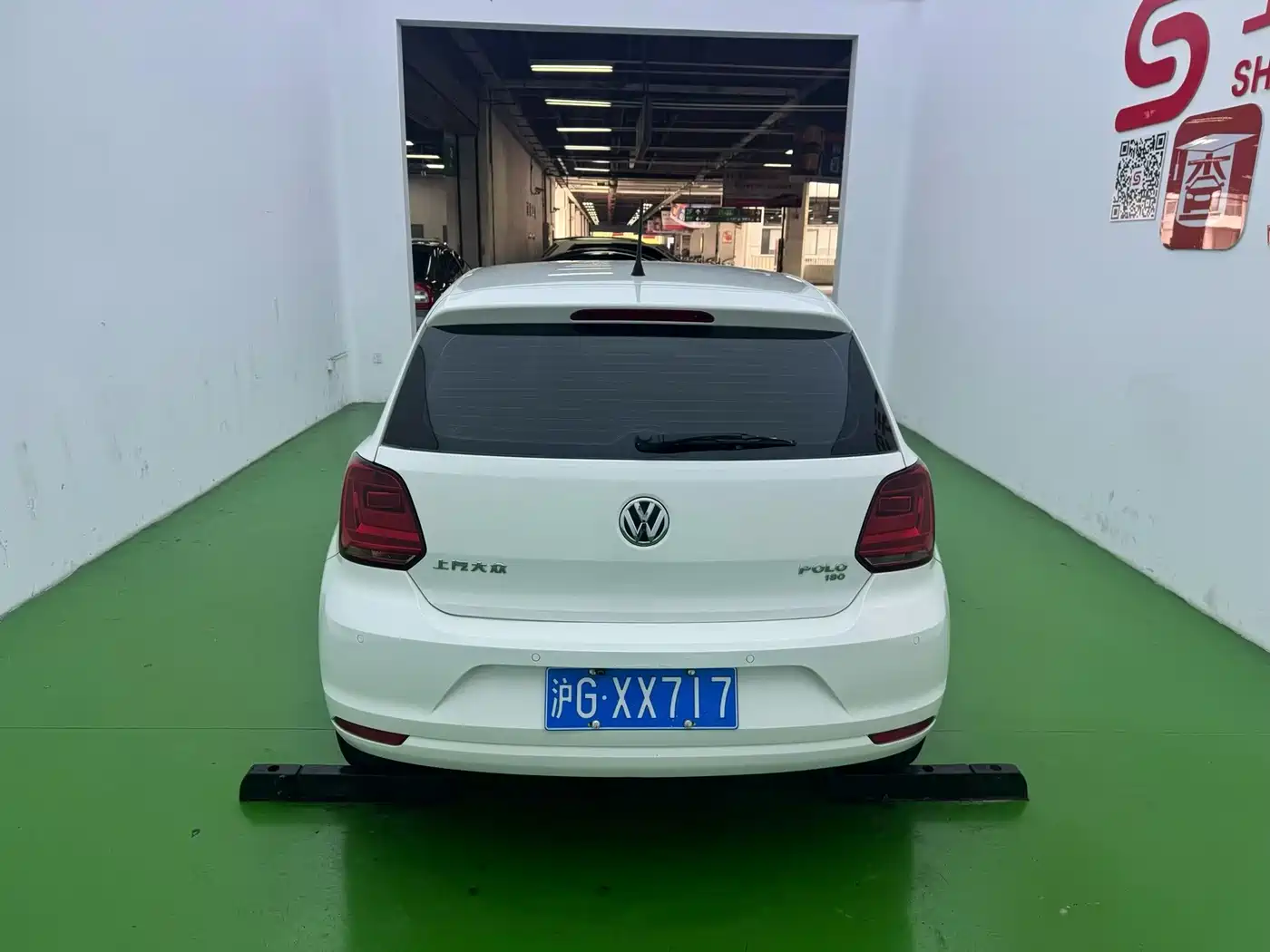 Volkswagen Polo 2016 1.6L Automatic Comfort фото 8