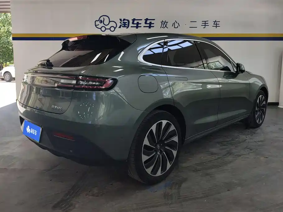 AITO Wenjie AITO M5 2022 Extended Range AWD Performance Edition фото 3